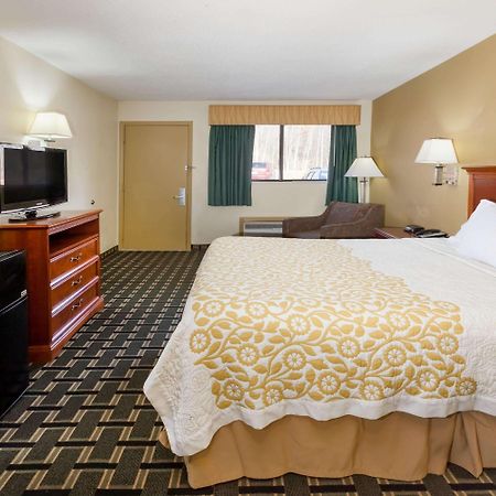 Days Inn By Wyndham Kent - Akron Luaran gambar