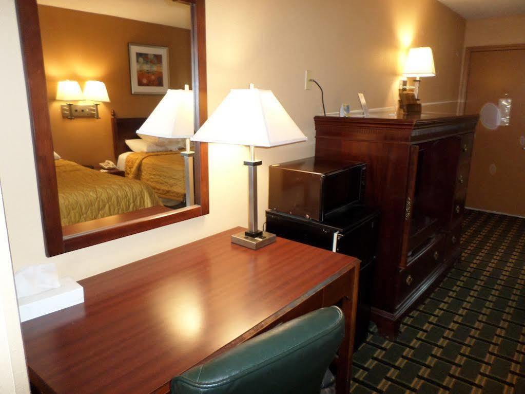 Days Inn By Wyndham Kent - Akron Luaran gambar